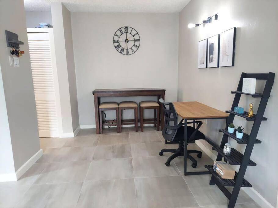 קינגסטון Modern Apartment At The Worthington מראה חיצוני תמונה