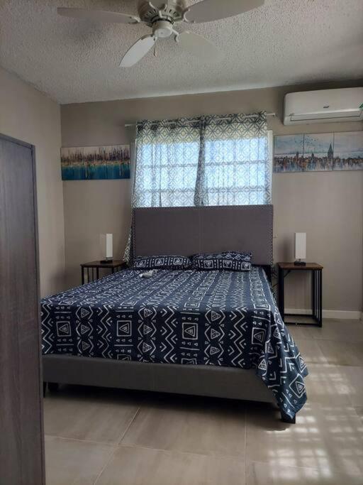קינגסטון Modern Apartment At The Worthington מראה חיצוני תמונה